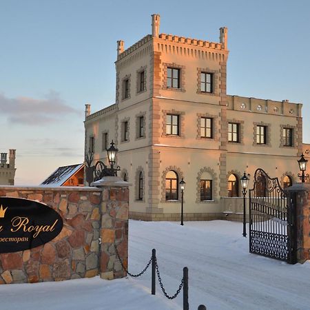 Chateau Royal Hotel Berezovka  Exterior photo