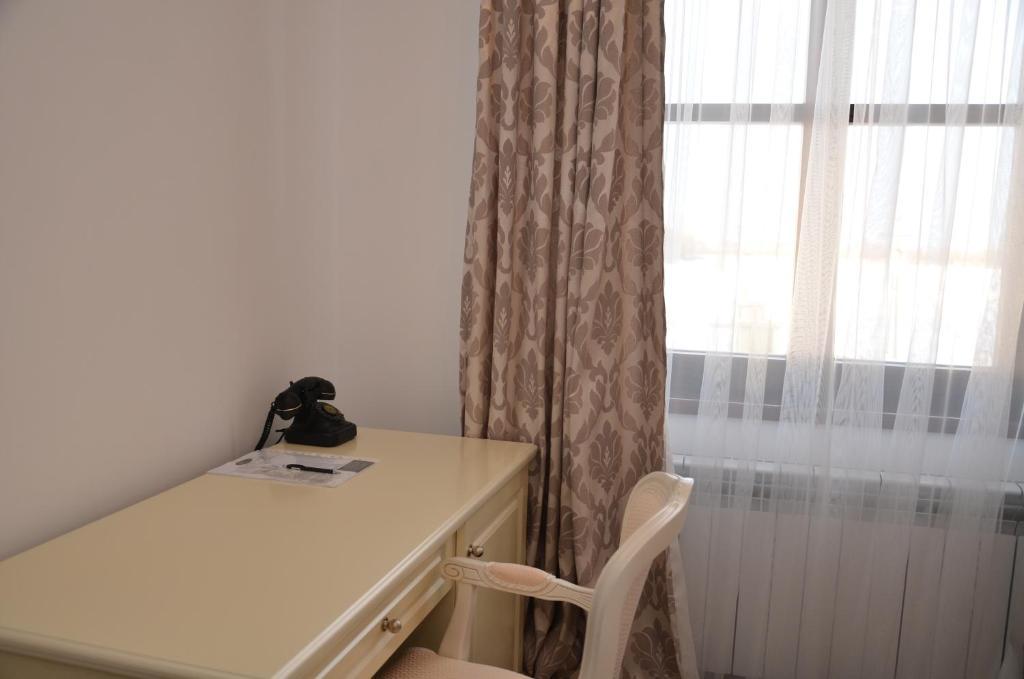 Chateau Royal Hotel Berezovka  Room photo